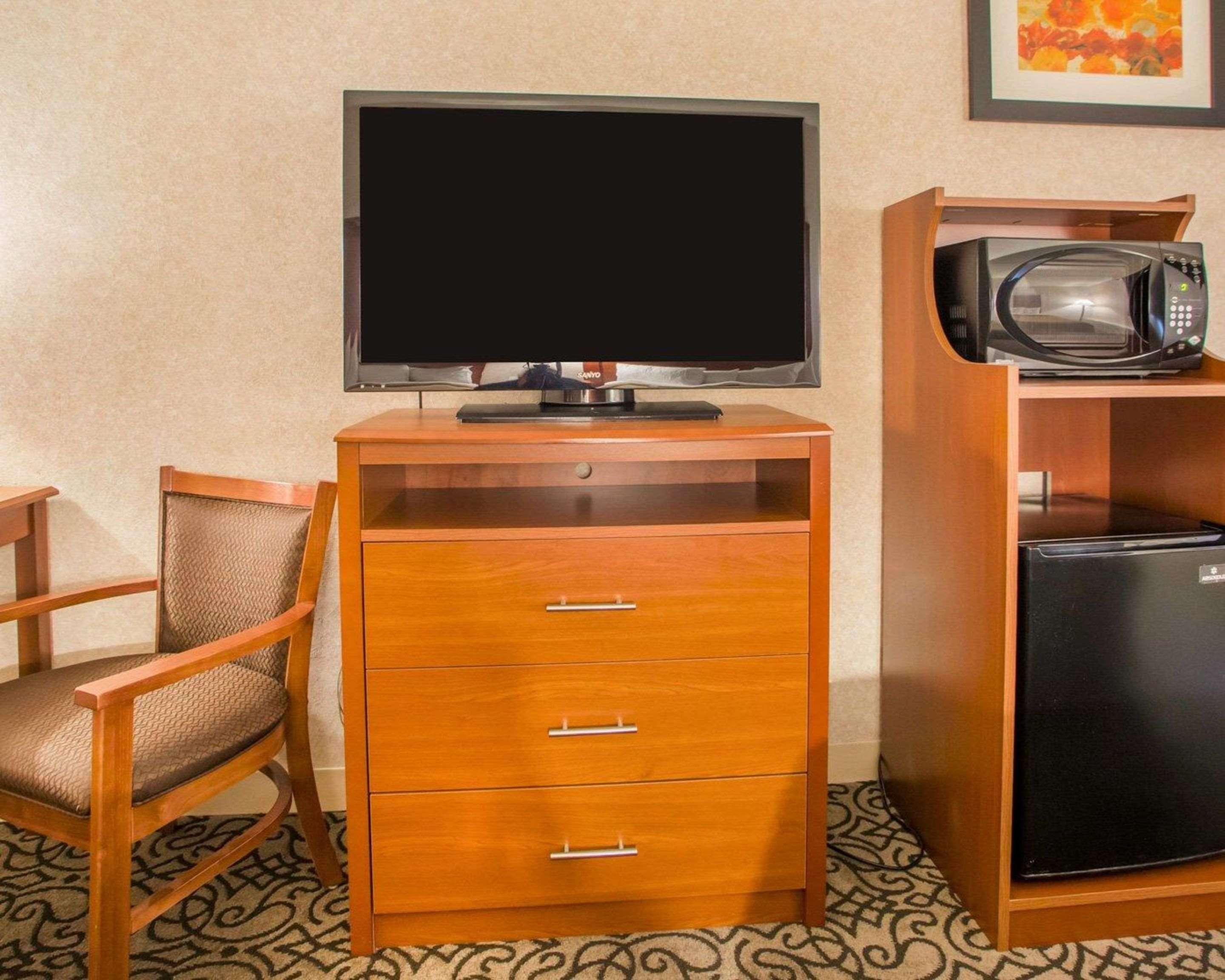 Quality Inn Stadium Area Грин Бэй Экстерьер фото