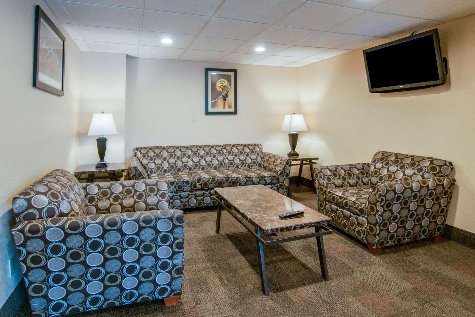 Quality Inn Stadium Area Грин Бэй Экстерьер фото