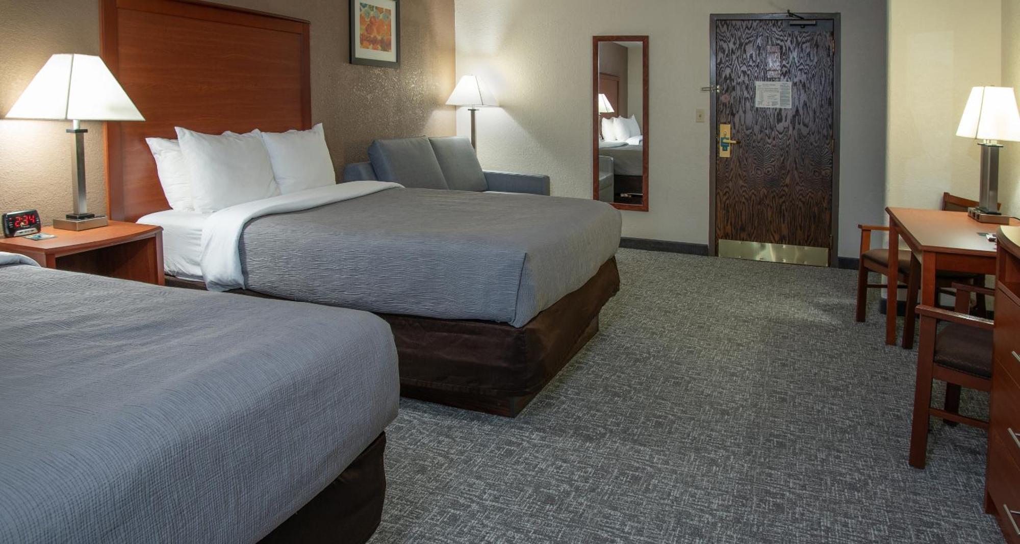 Quality Inn Stadium Area Грин Бэй Экстерьер фото