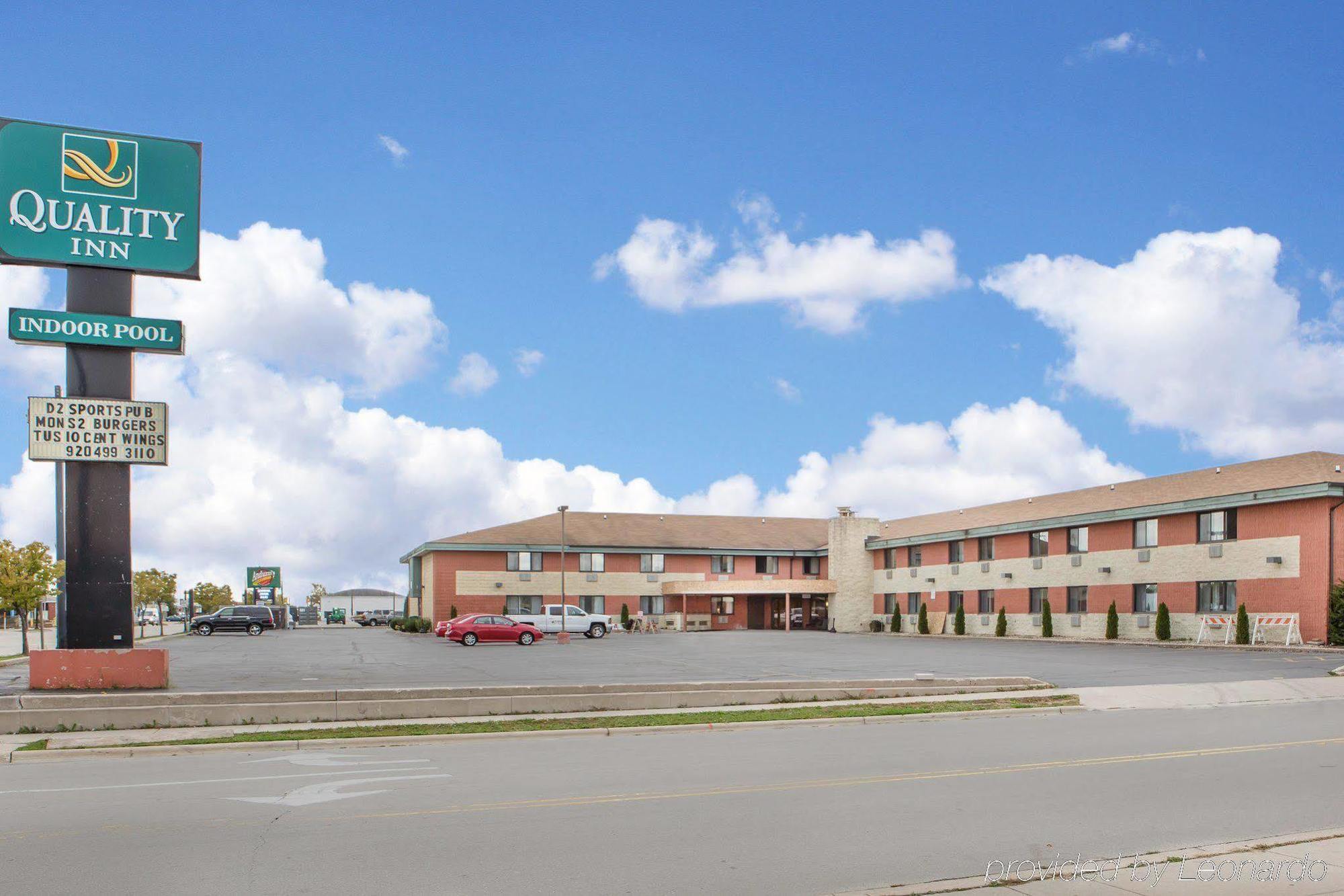 Quality Inn Stadium Area Грин Бэй Экстерьер фото
