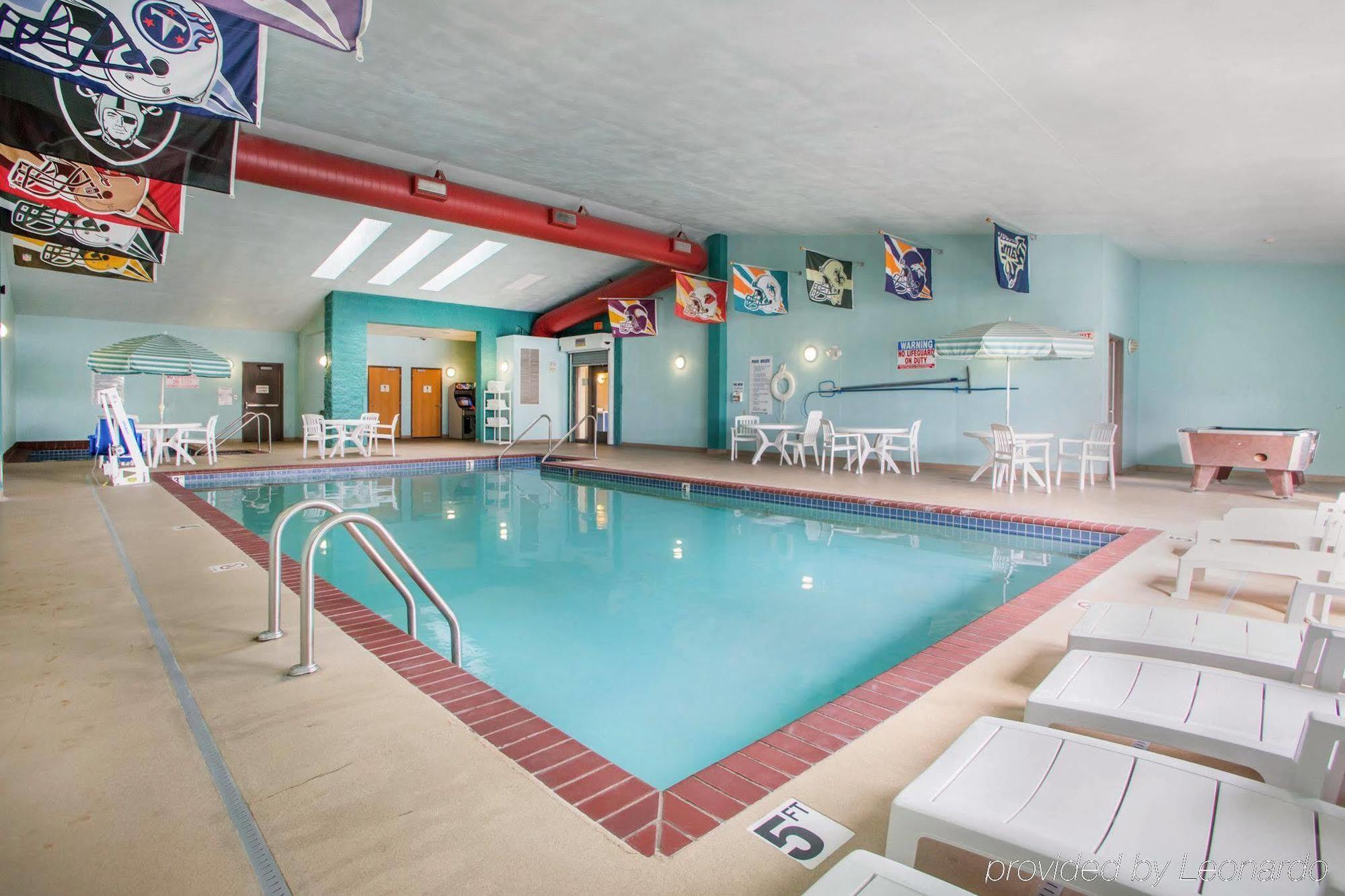 Quality Inn Stadium Area Грин Бэй Экстерьер фото